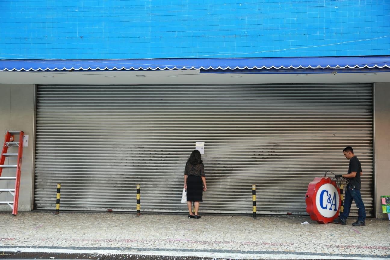 C&A fecha loja de rua no Centro de Fortaleza - Ingrid Coelho