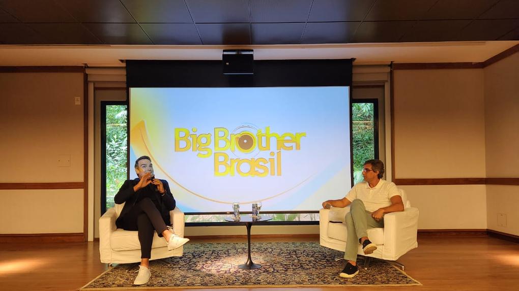 Tadeu Schmidt e Rodrigo Dourado na coletiva do BBB 24