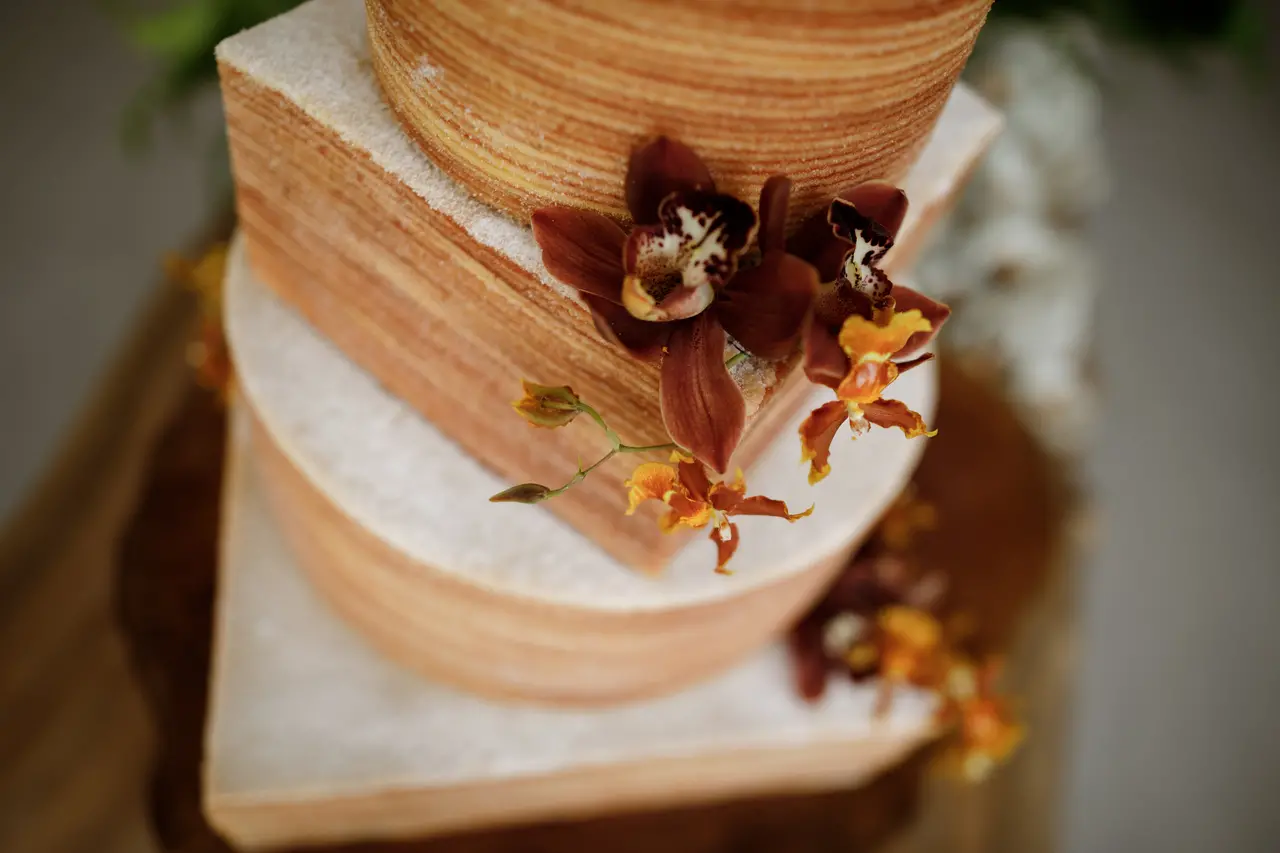 Bolo de rolo de casamento da By Prisce