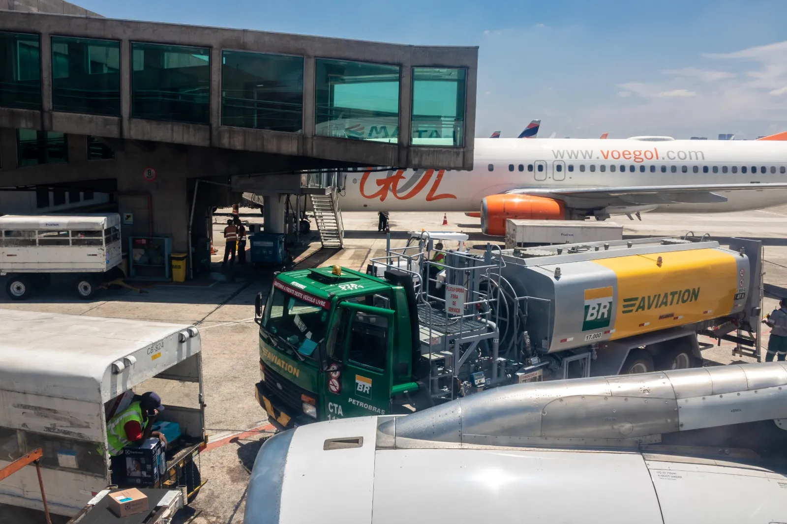Querosene de aviação corresponde a 30% do preço da passagem aérea