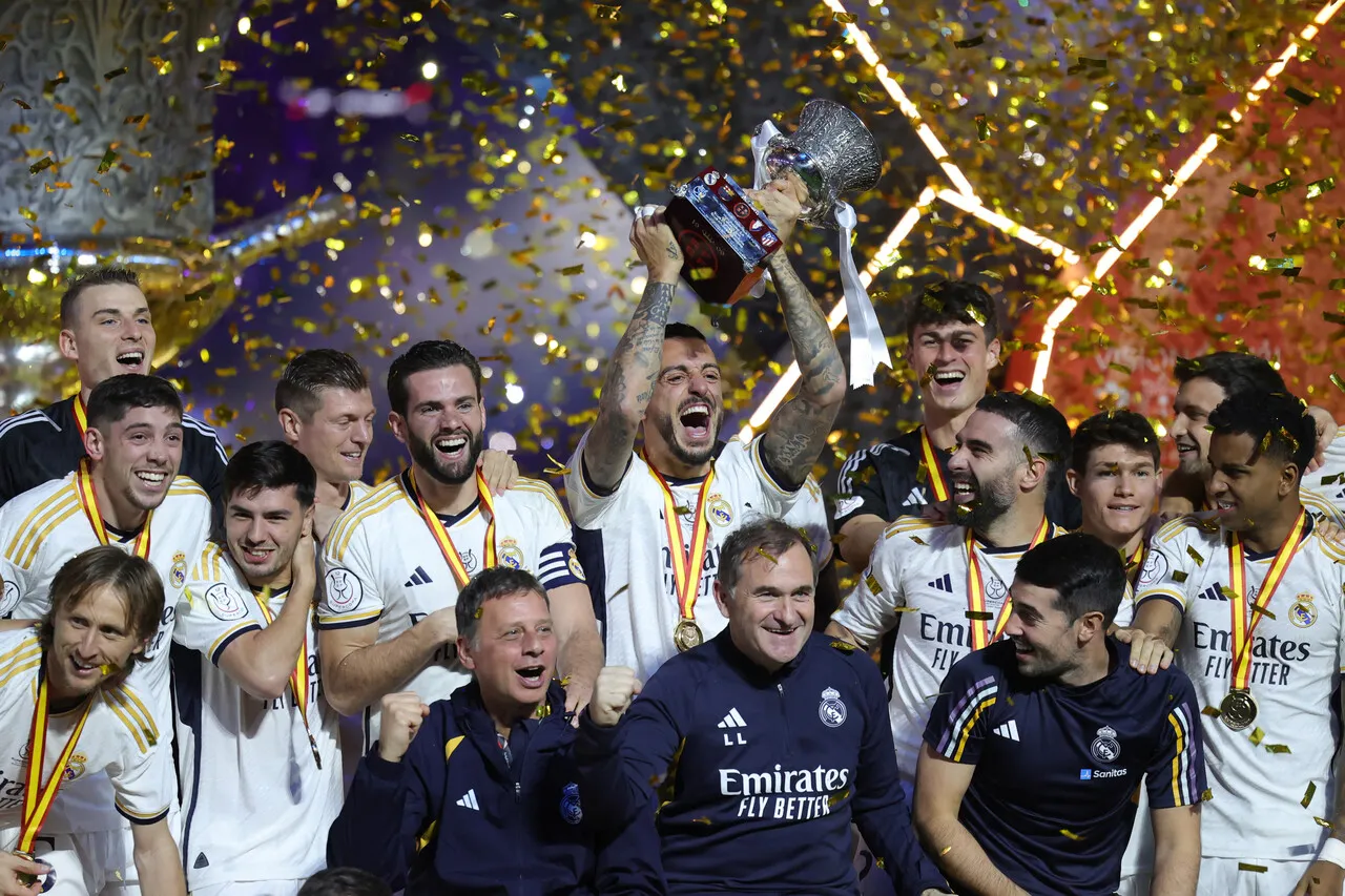 O Real levantou a 13ª Taça com goleada em cima do Barcelona