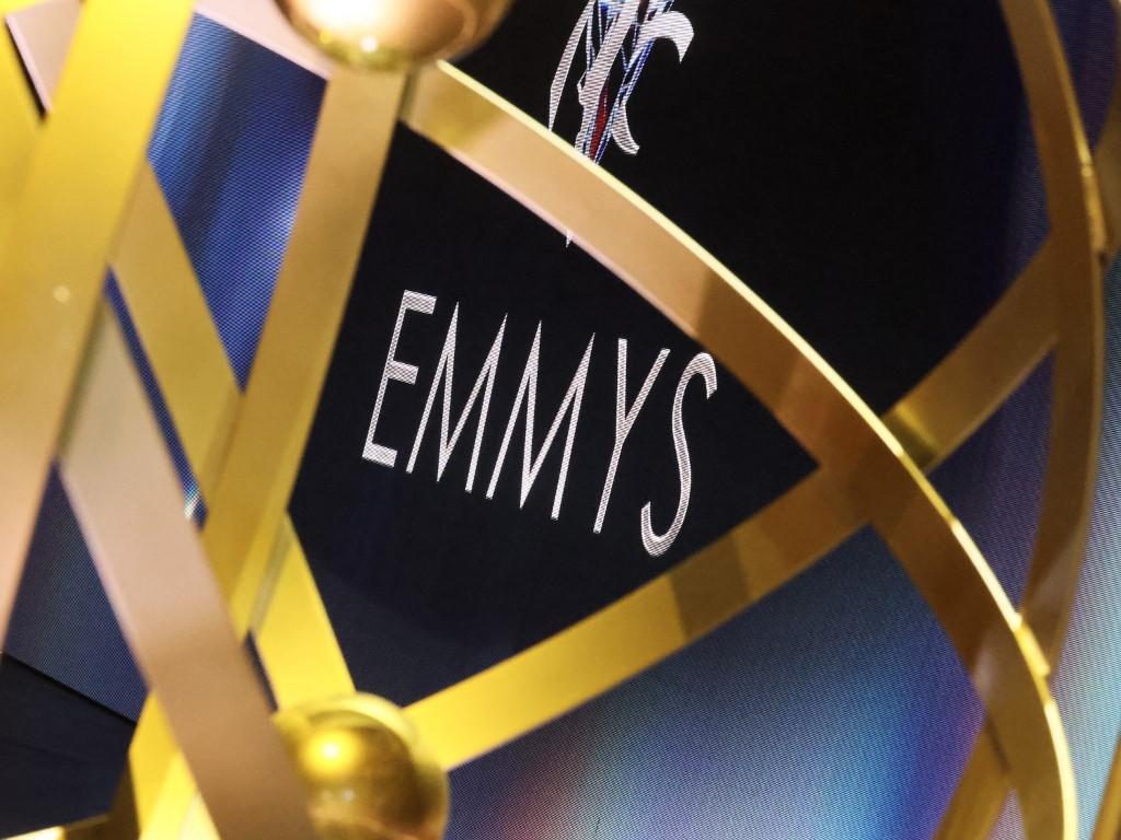 Emmy 2025 veja indicados e onde assistir à premiação que acontece