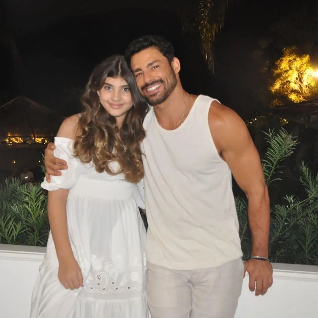 Cauã Reymond e a filha Sofia