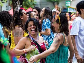Segundo sábado de pré-carnaval terá blocos, festas e shows em diversos pontos de Fortaleza