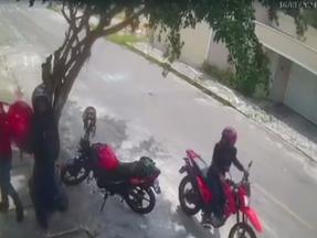 Print entregador sendo assaltado em Fortaleza