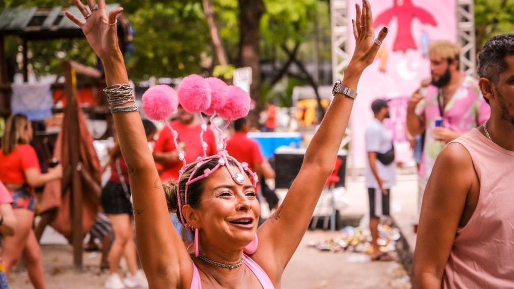 Sexta-feira é dia de festa em alguns dos polos oficiais do Pré-Carnaval de Fortaleza