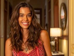 Atriz Theresa Fonseca caracterizada como a personagem 'Mariana' da novela 'Renascer' da TV Globo