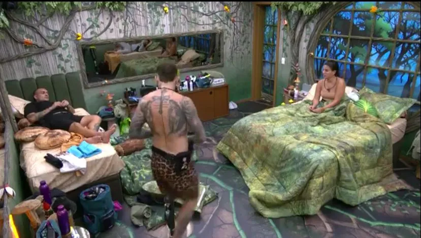 Participantes do Quarto Gnomo, Fernanda, MC Bin Laden, Juninho e Vinicius opinaram sobre o jogo de Isabelle e Davi