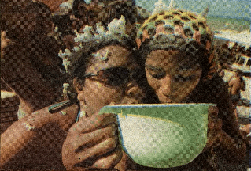 Amigas usaram um penico para tomar bebida em Aracati (CE)
