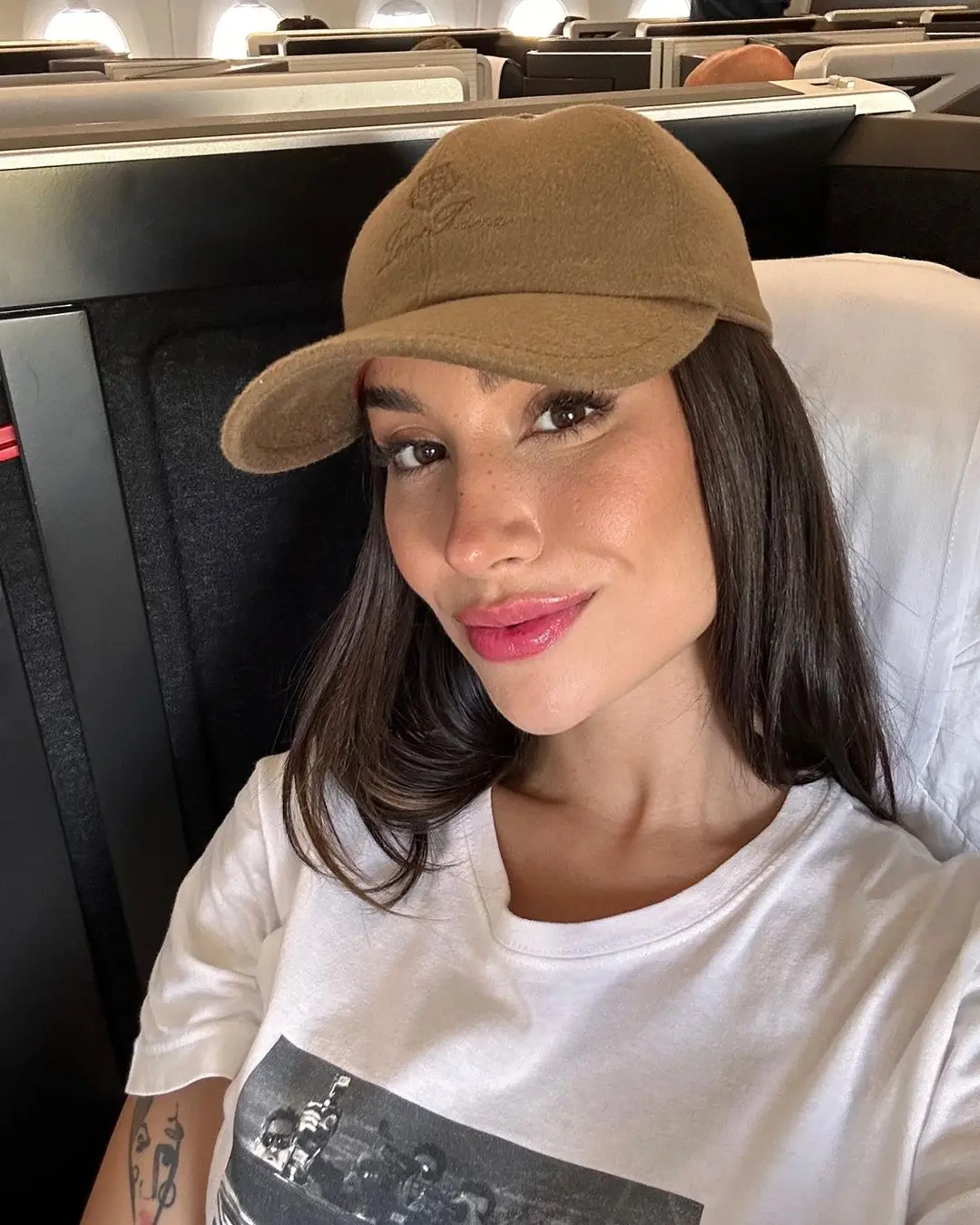 selfie de bianca andrade