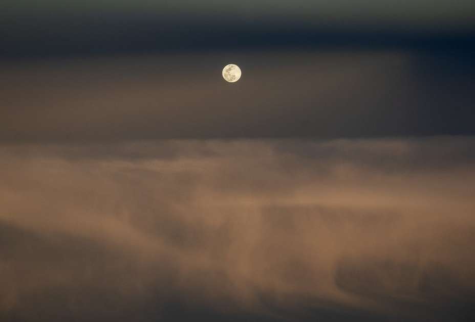 'Luna del lobo': vea fotos del fenómeno este jueves (25) – Ciencia