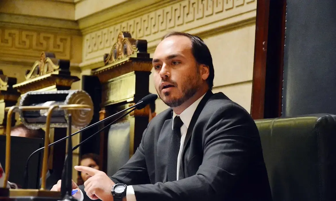 Carlos Bolsonaro é vereador pelo Republicanos-RJ