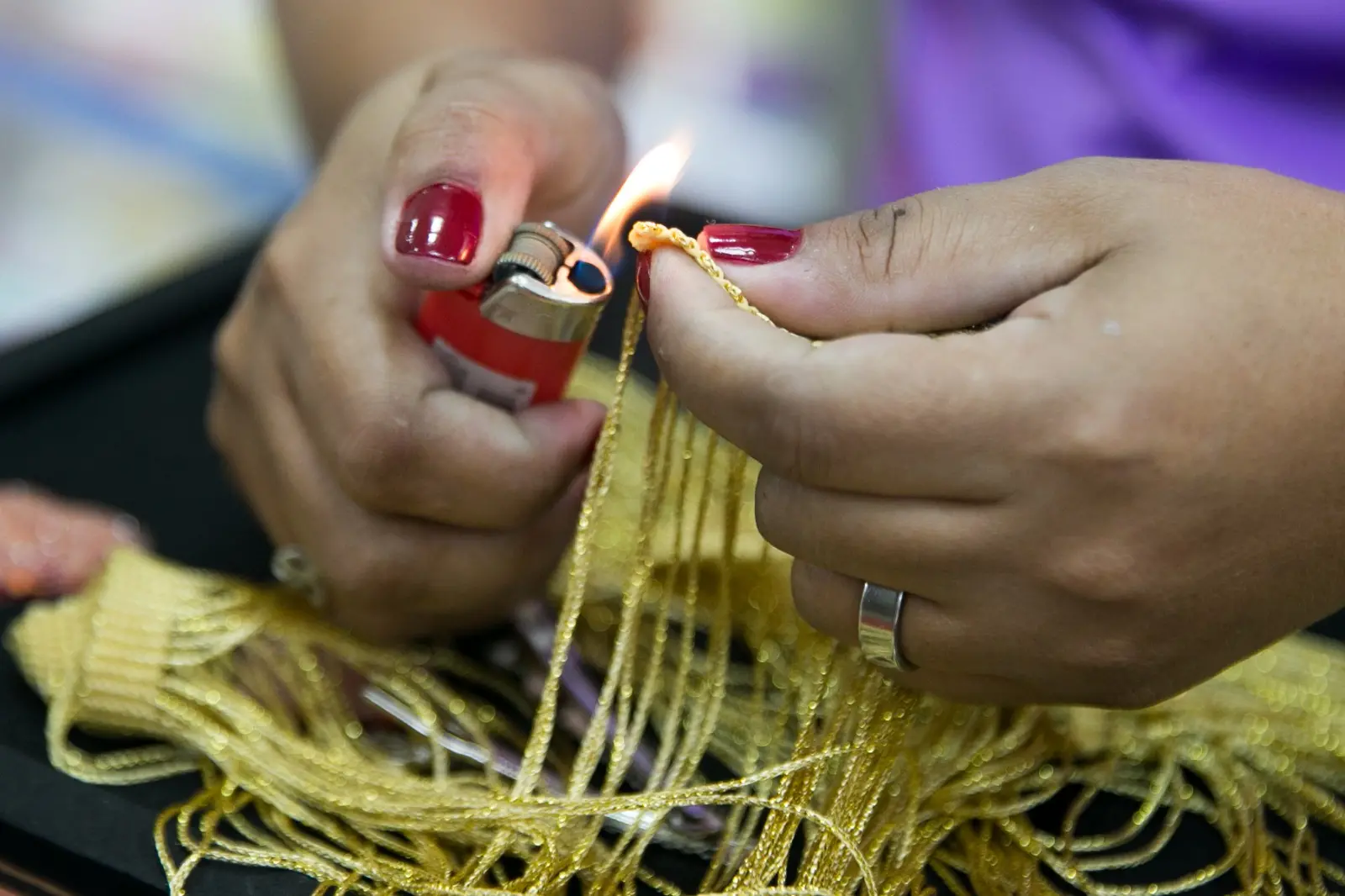 Isqueiro deve ser usado com cuidado e rapidez