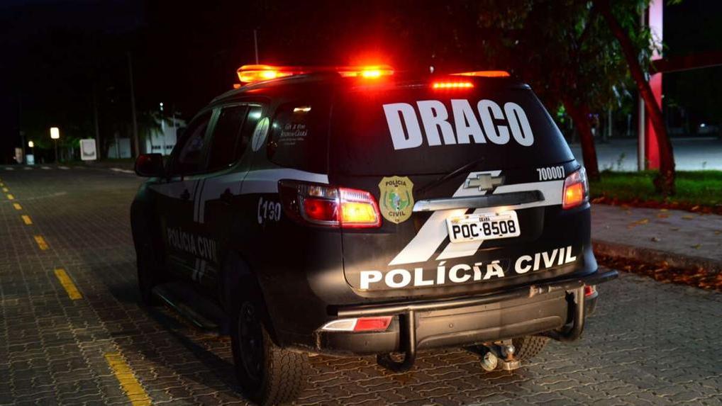 Suspeito foi preso por equipes da Delegacia de Repressão às Ações Criminosas Organizadas (Draco)
