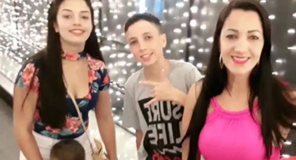 Mãe e os dois filhos que morreram em piscina