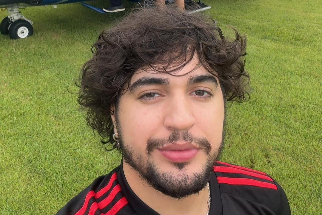 Cantor falou sobre estado de saúde em rede social