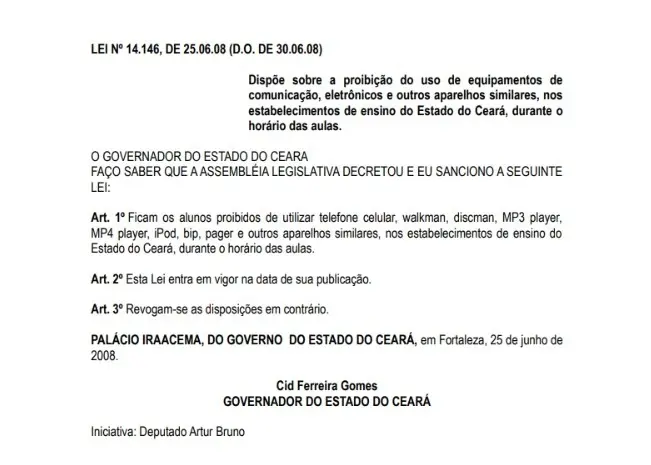 Lei estadual sobre uso de celular em sala de aula