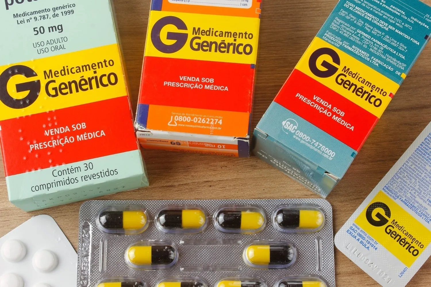 Genéricos têm a vantagem de utilizar os estudos pré-clínicos feitos por marca e criar réplicas dos medicamentos