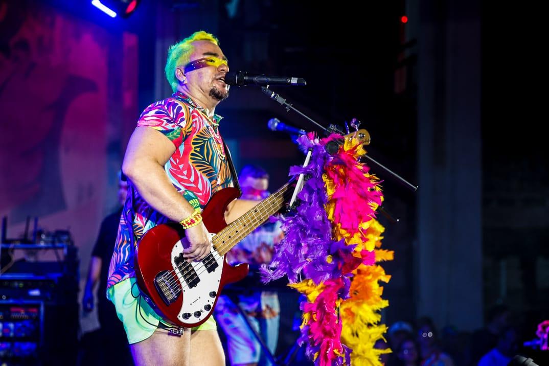 Os Transacionais apresentam a “música retrô brasileira”, num repertório de 