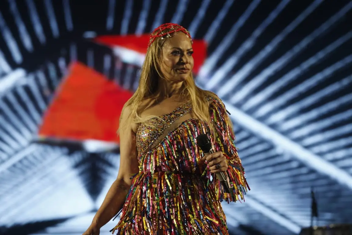 Solange Almeida no palco