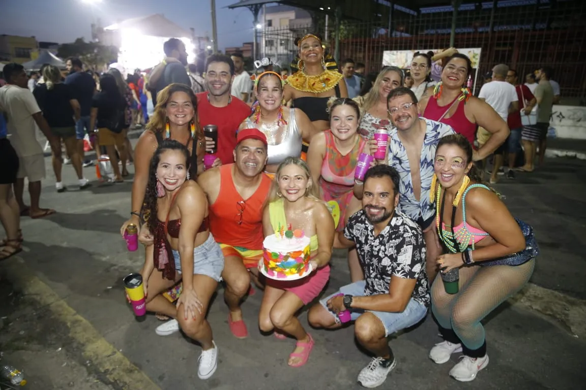 A festa em dobro foi garantida no Mercado dos Pinhões