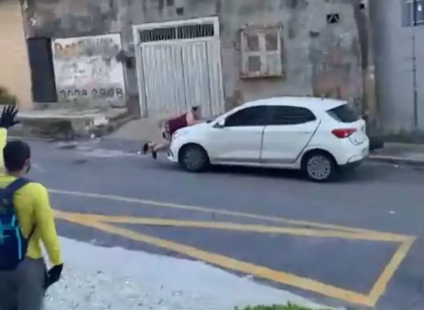 Cena do atropelamento de uma mulher na Praia de Iracema