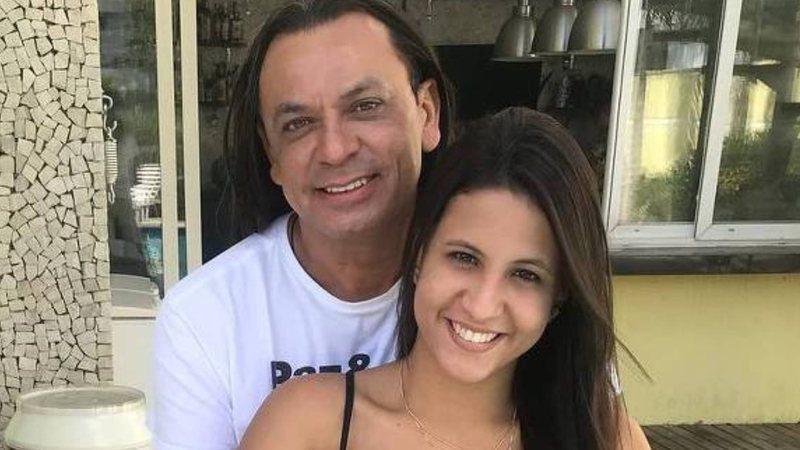 Frank Aguiar e Carol Santos