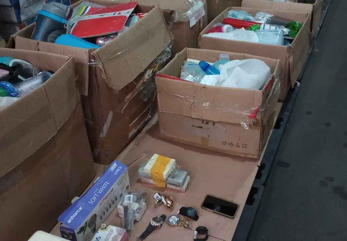 Serão 100 lotes disponíveis com produtos apreendidos ou abandonados no Porto de Santos