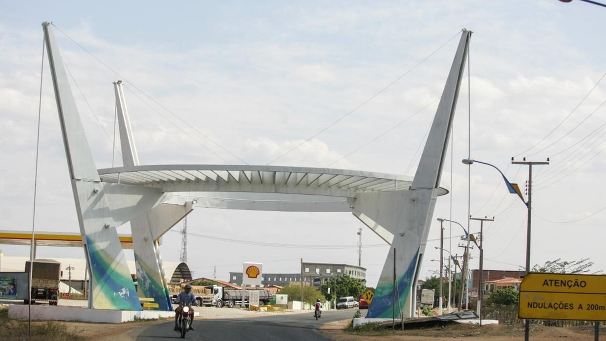 Entrada de Alto Santo