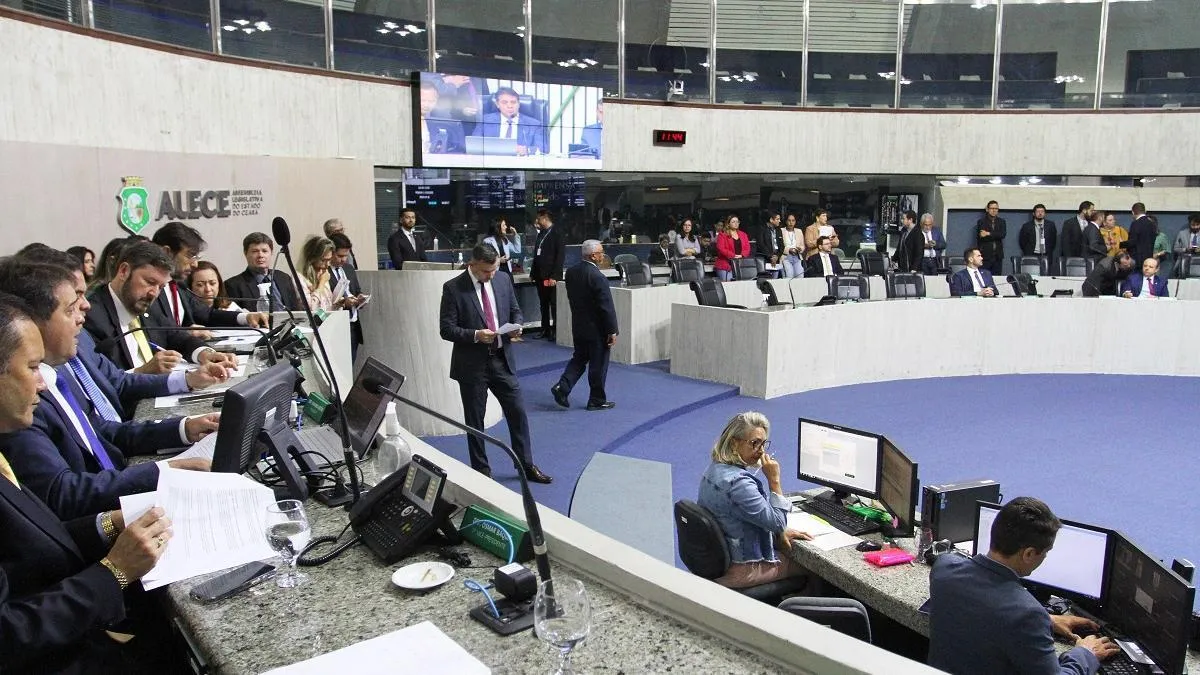 Bancadas do PDT, blocão do PT e MDB ainda não formalizaram indicações de líderes na Casa
