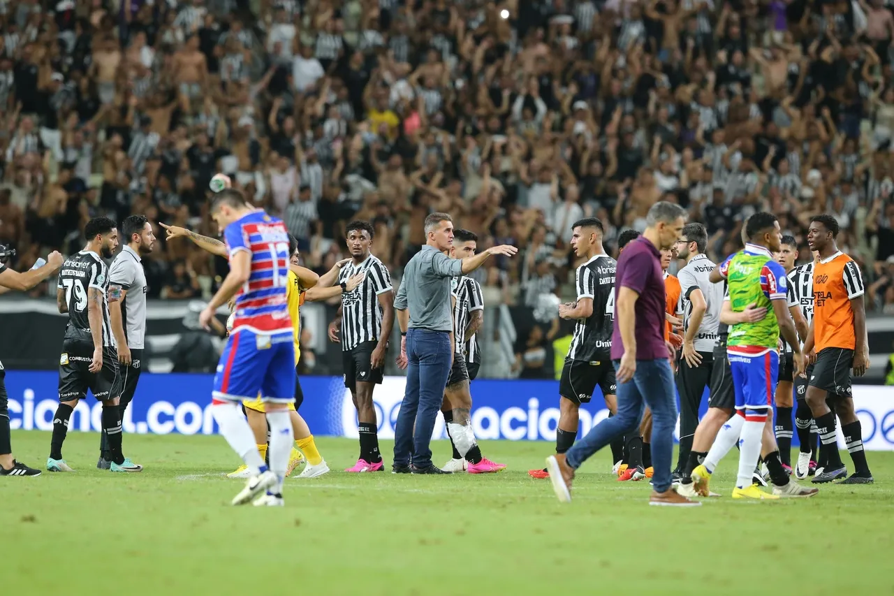 O Clássico-Rei foi muito disputado e nervoso, decidido nos minutos finais