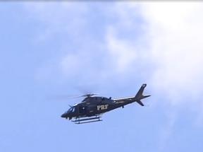 Helicóptero da PRF na busca por suspeitos