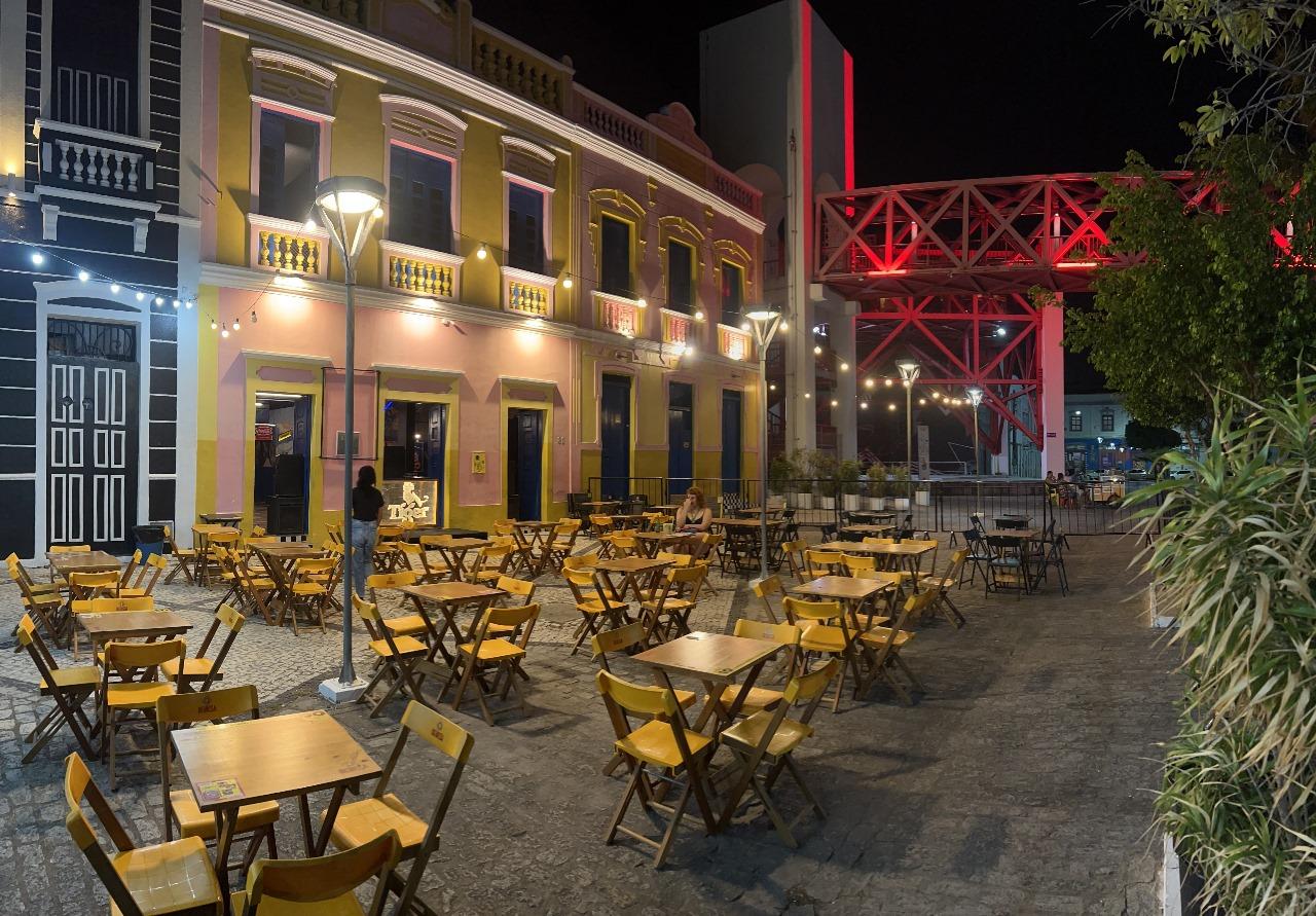 Fechada do Gandaia Bar no Dragão do Mar