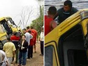 Montagem de fotos mostra acidente de ônibus