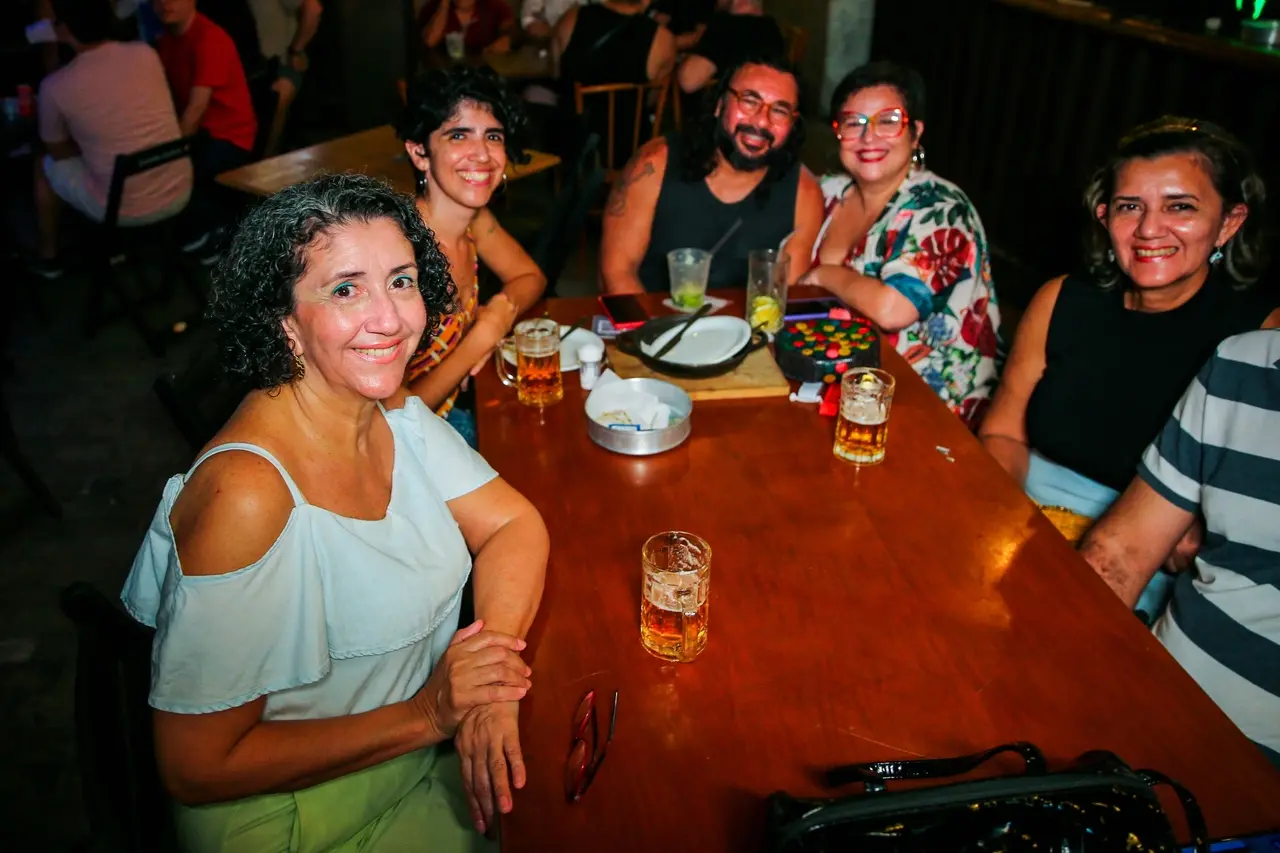 Helena já é fã do Drag Brunch Ceará e foi ao evento com a família