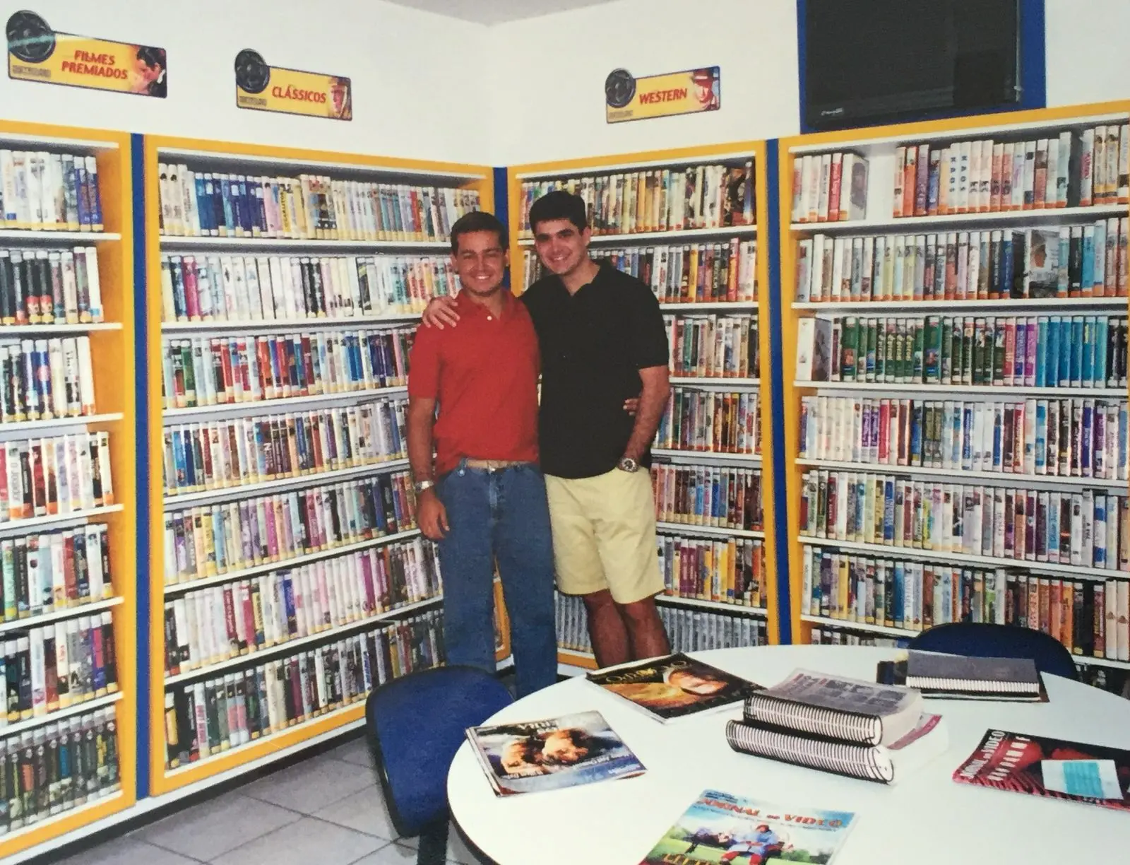 Distrivídeo locadora foto antiga