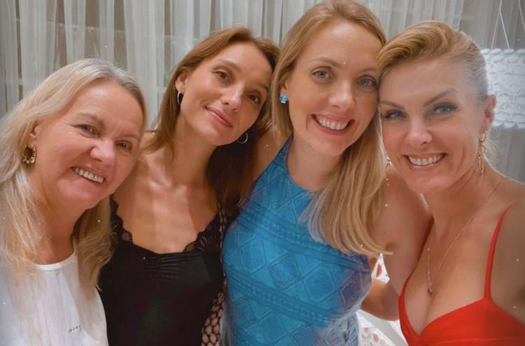 ana hickmann e a familia