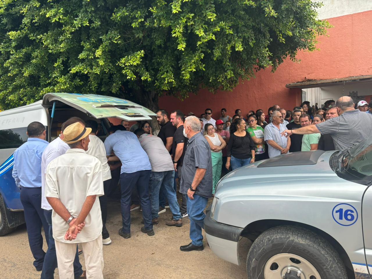 Velório de vítimas da Chacina de Aracoiaba