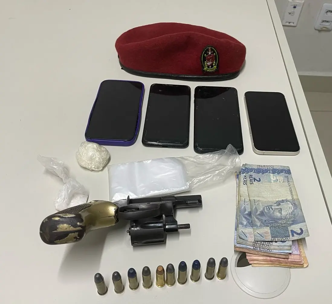 Dois suspeitos foram presos, durante os trabalhos policiais no Vila Velha