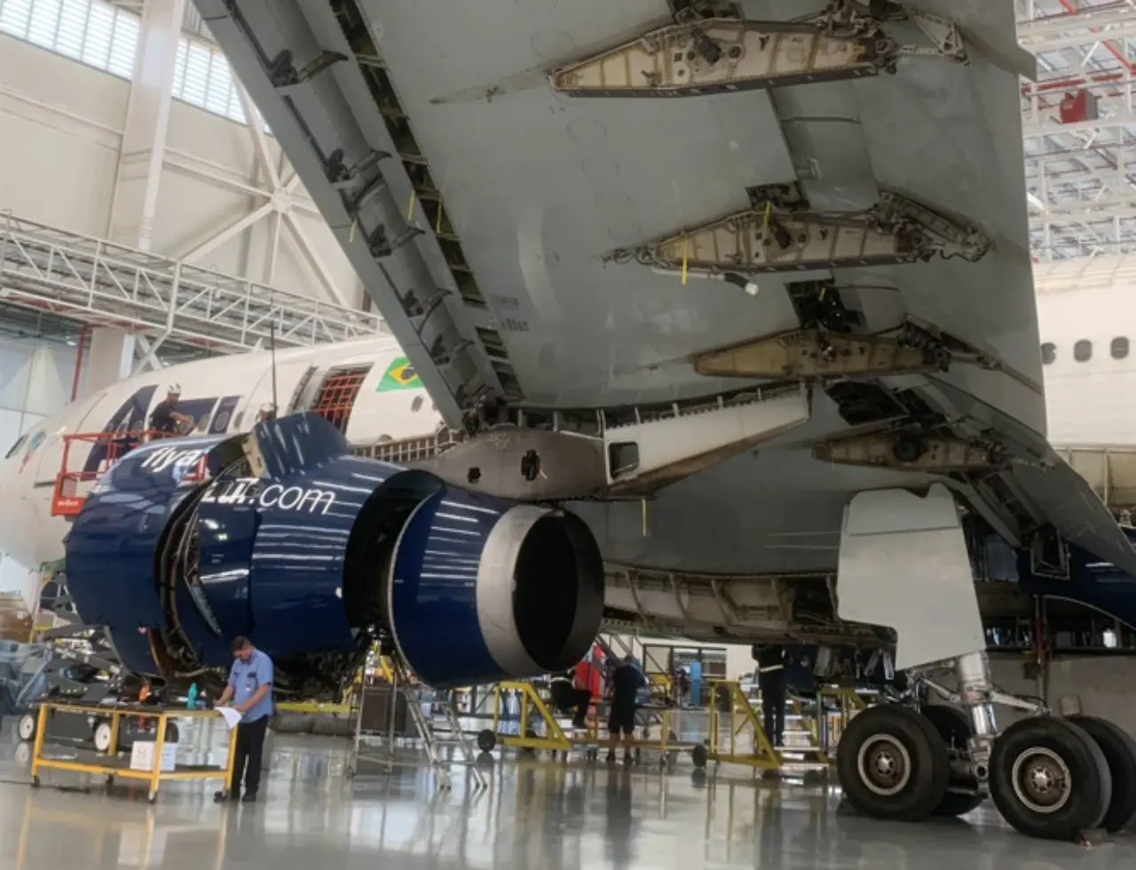 Aeronave A330-200 em Heavy-check