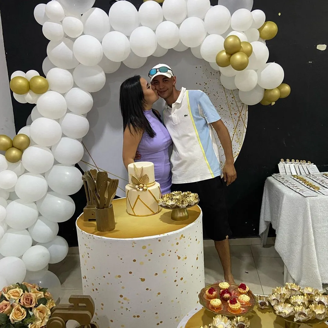 Mikaellen e Odail tinham um filho