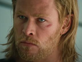 Ator Chris Hemsworth em cena do filme 'Thor'