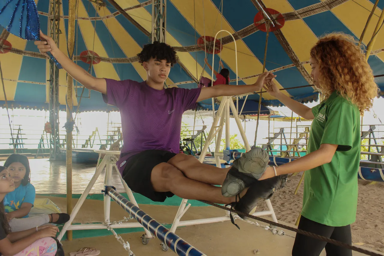 Circo Escola tem unidades no Bom Jardim e no Conjunto Palmeiras