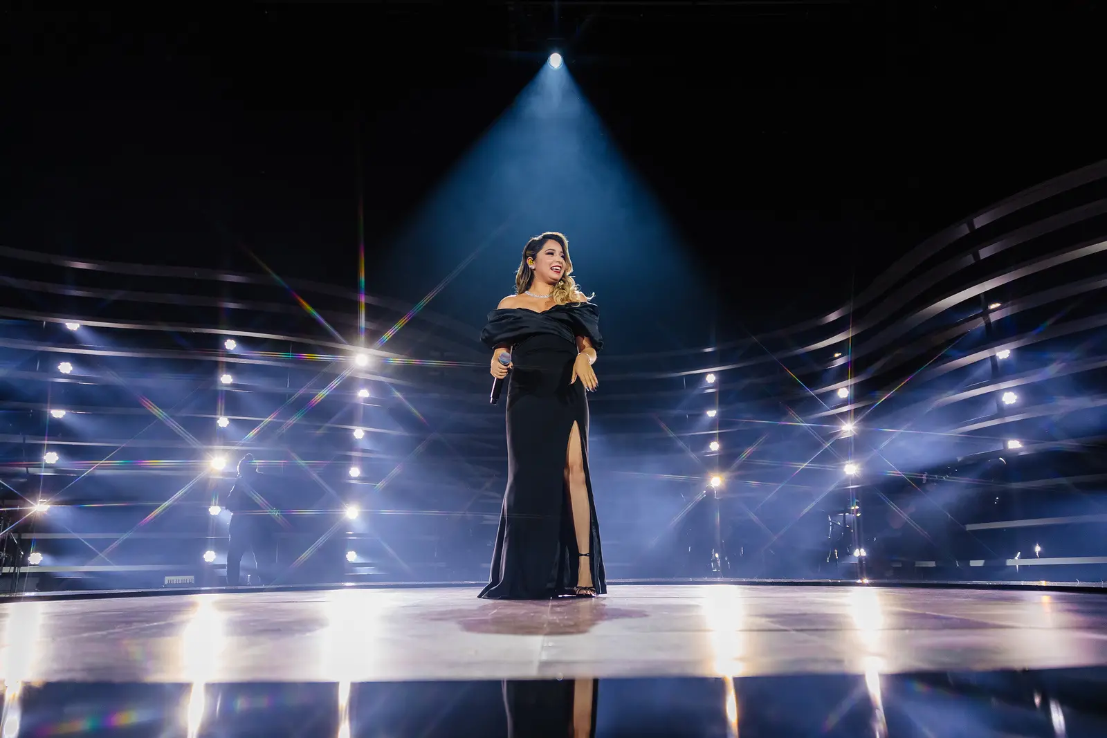 Cantora gravou DVD no dia do aniversário de 18 anos