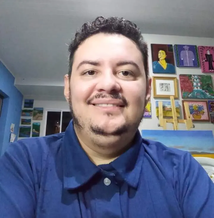 Ruy Relbquy é artista e historiador