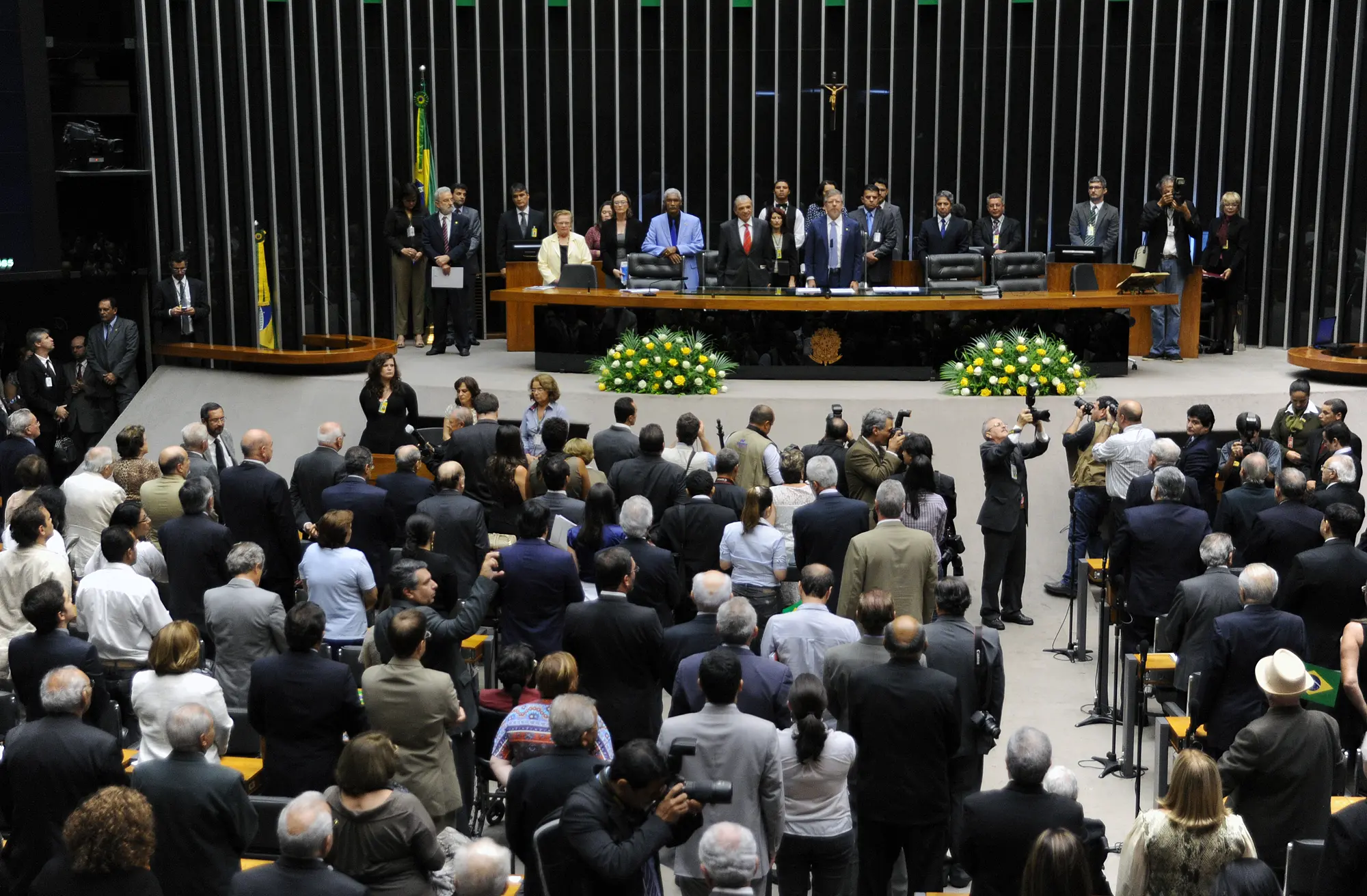 A sessão solene de devolução dos mandatos aconteceu em 12 de dezembro de 2012, na Câmara dos Deputados.