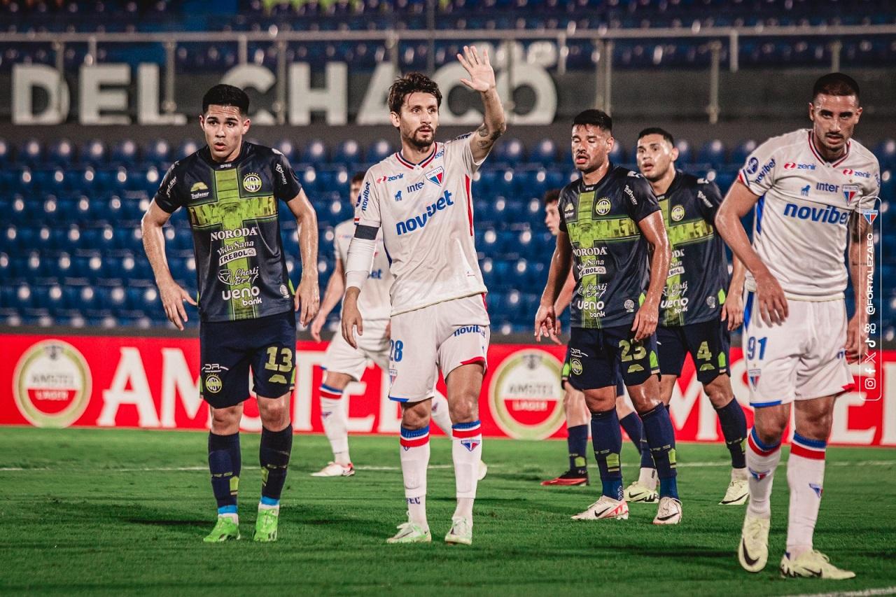 Pedro Augusto em Sportivo Trinidense x Fortaleza