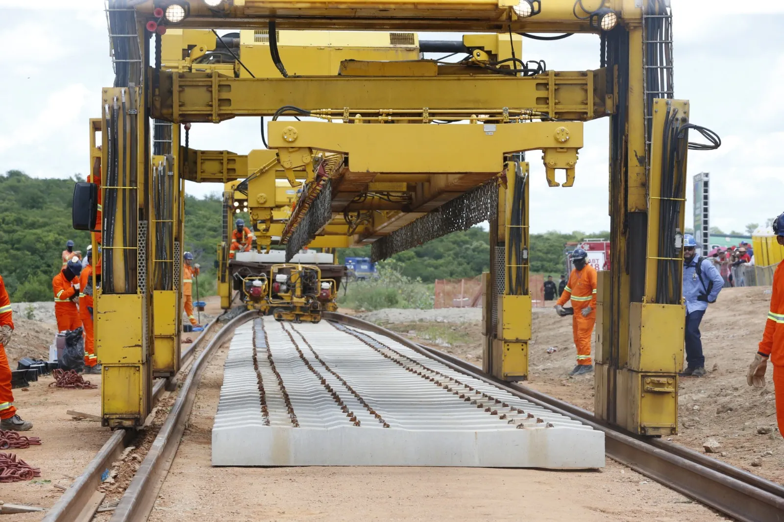 Canteiro de obras da Transnordestina em Iguatu, no Centro-Sul do Ceará