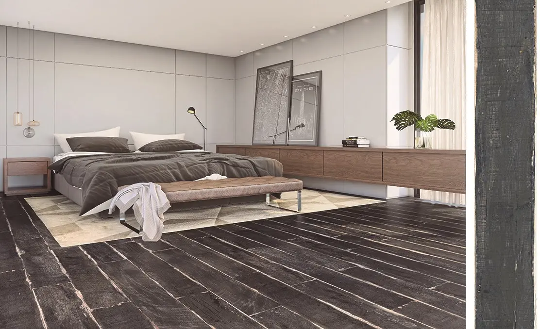 Porcelanato é opção para ambientes da casa; na foto, série Legno Negro, da Roca Cerámica