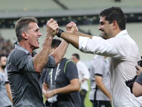 O técnico Vagner Mancini e o executivo de futebol Lucas Drubscky festejam título do Ceará